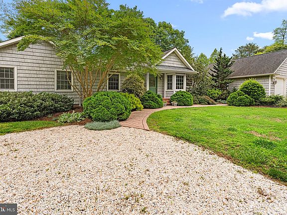 4th image of 174 Arlington Farm Dr