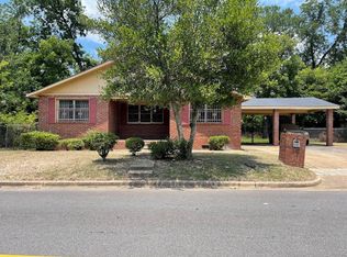 619 Holloway Ave, Albany, GA 31701