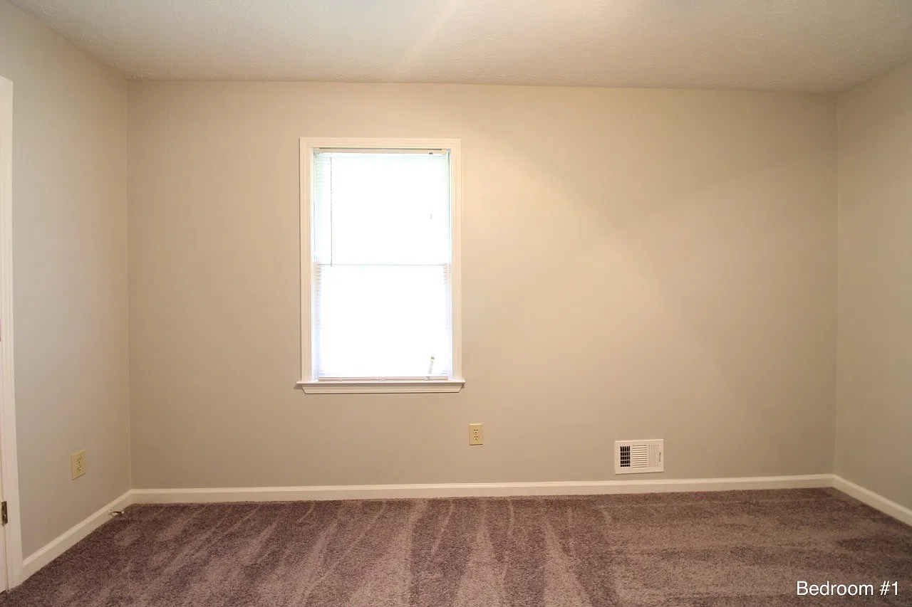 2 bedroom duplex in Canton! — Photo 4