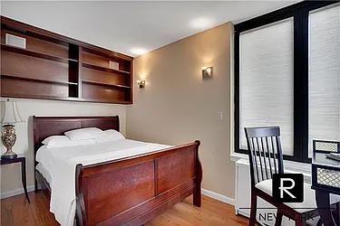 Rented by R New York