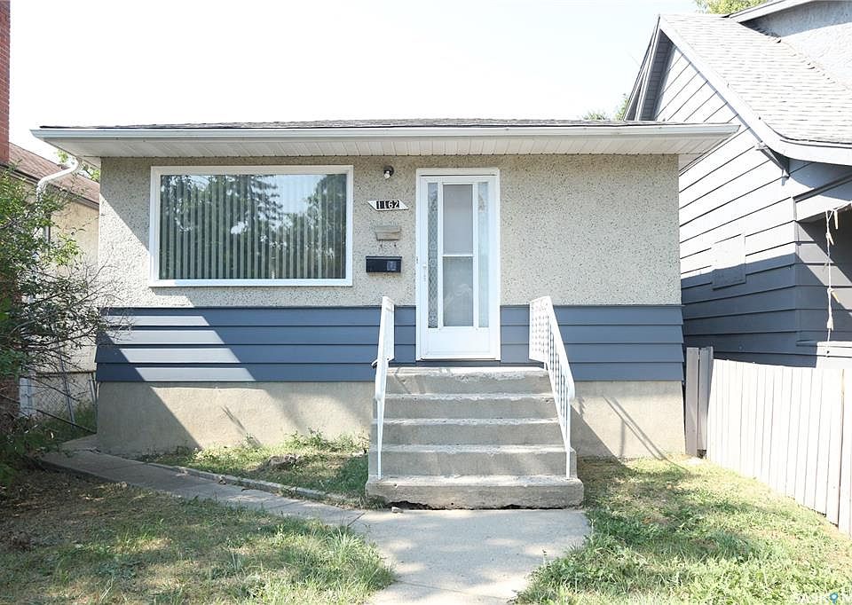 1st image of 1162 Athol STREET