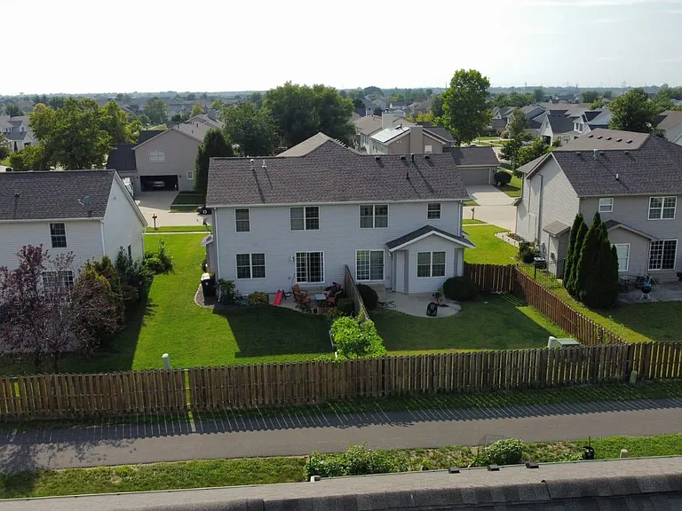 1196 Onyx Ln — Photo 24