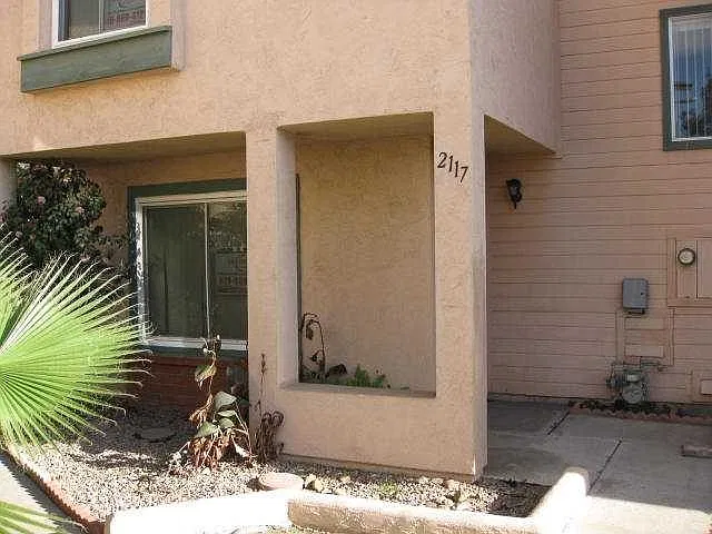 3 bed, 2.5 bath, 1338 sqft, $2,995 — Photo 1
