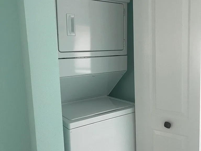 230 Avenida Central — Photo 7