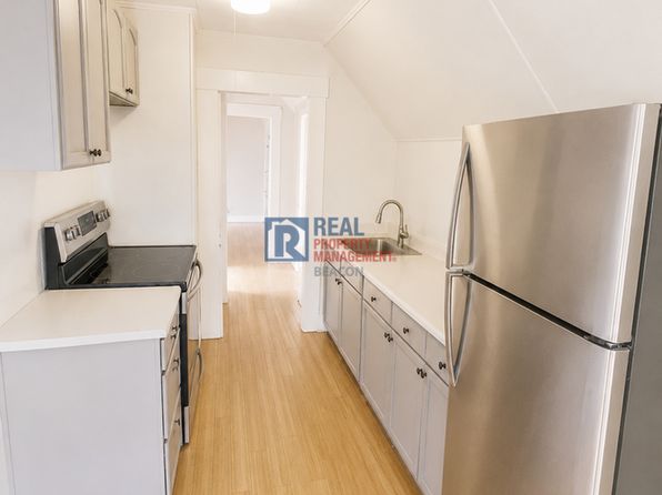 45 Main St APT 4