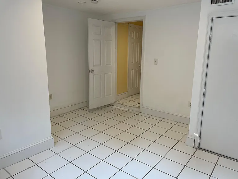 6 Sewall St #1 — Photo 23