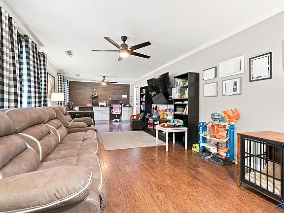 3rd image of 15003 Ashwood Cir SE