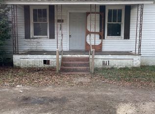 100 Wright St, Laurens, SC 29360