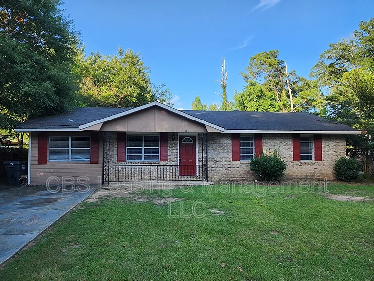 1406 Jackson Dr — Photo 2