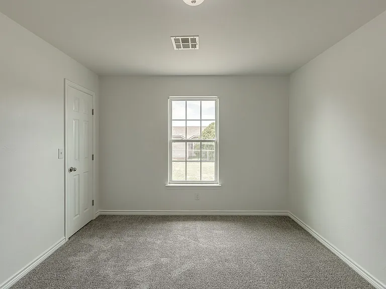 6151 Wooster St — Photo 23