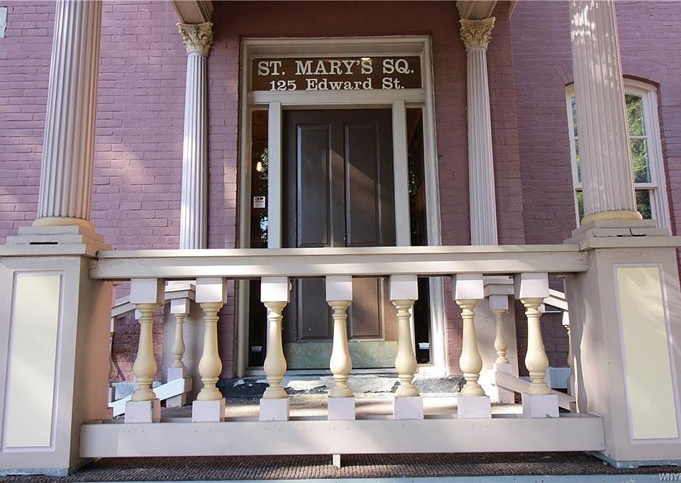2nd image of 125 Edward St APT 2E