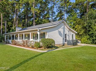 94143 Bayou Dr, Diamondhead, MS 39525