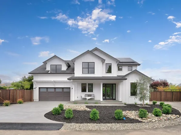 6 Mosey Lane, Novato, CA 94947