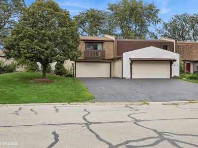 215 Cascade Dr, Indian Head Park, IL, 60525
