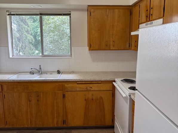 727 E Sinto Ave #4