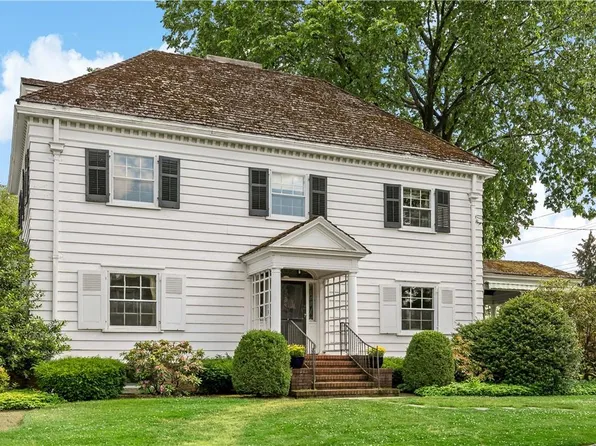 11 Maple Avenue, Larchmont, NY 10538