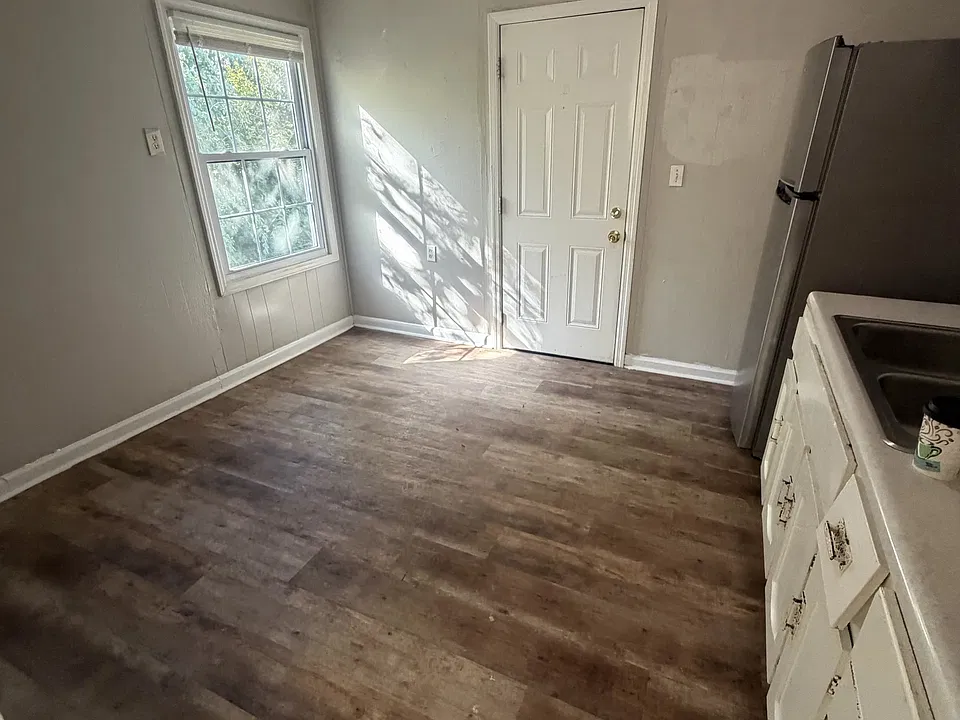 167 Latimer Rd #165
