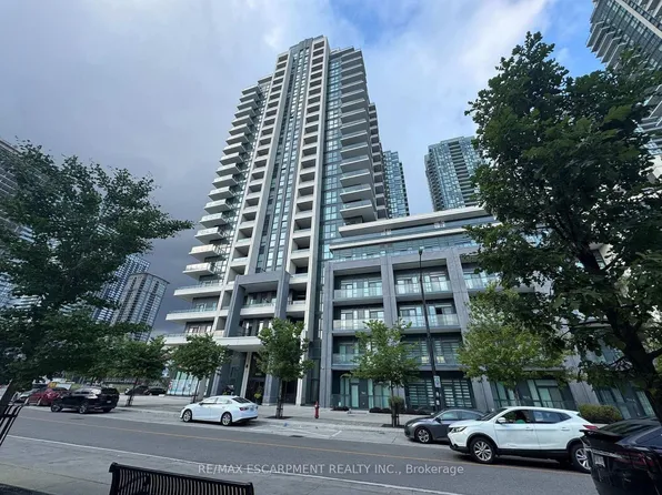 4085 Parkside Village Dr, Mississauga, ON
