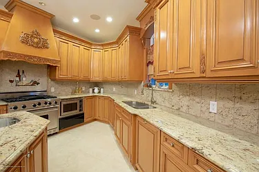 Sold by Robert DeFalco Realty