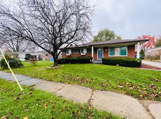 5226 E Eleven Mile Rd, Warren, MI 48091