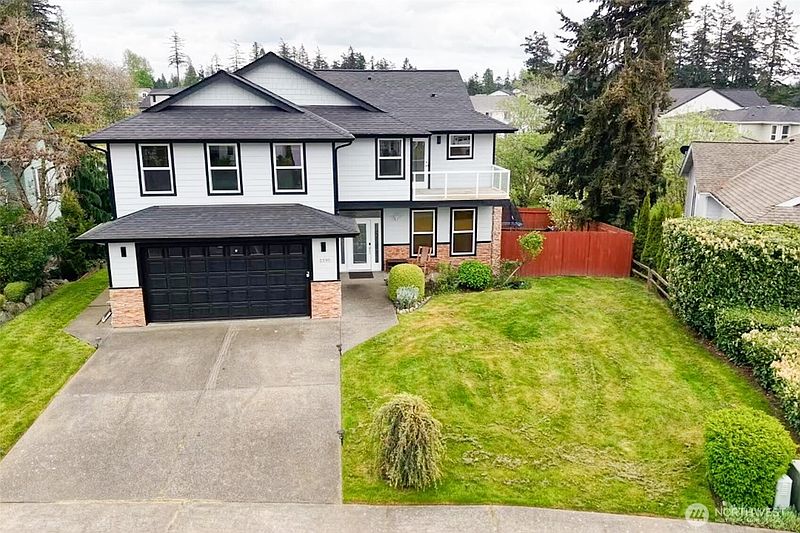 2nd image of 2290 Seaside Drive