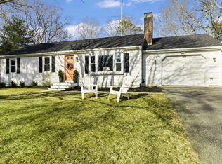 26 Oxford Rd, East Sandwich, MA 02537