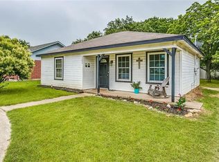 1205 Country Club Rd, Cleburne, TX 76033