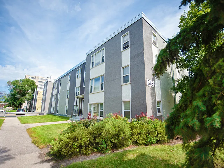 305 Marion St #3 — Photo 1