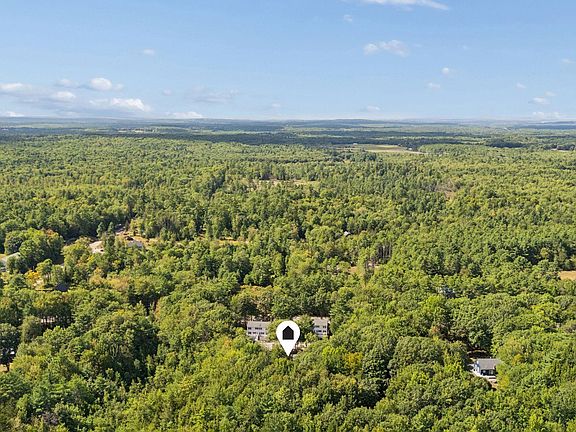 5th image of 998 Pinkham Brook Road #D