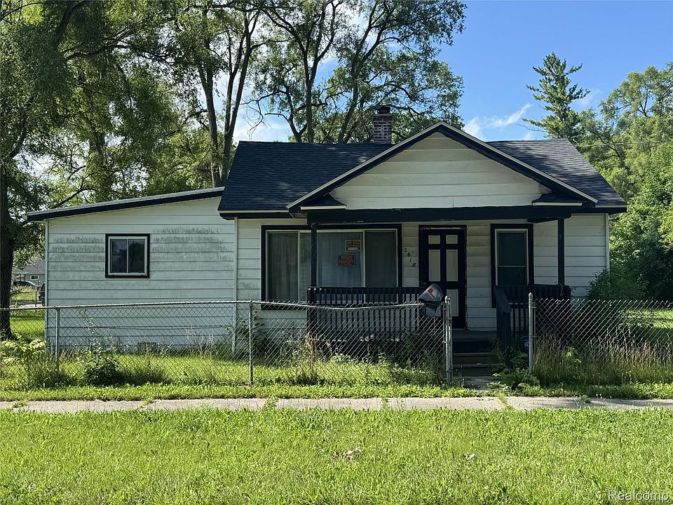 1st image of 2418 Morris St