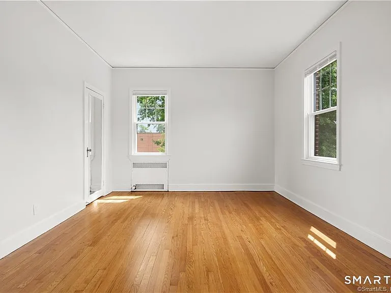 684 Farmington Ave #B6 — Photo 20