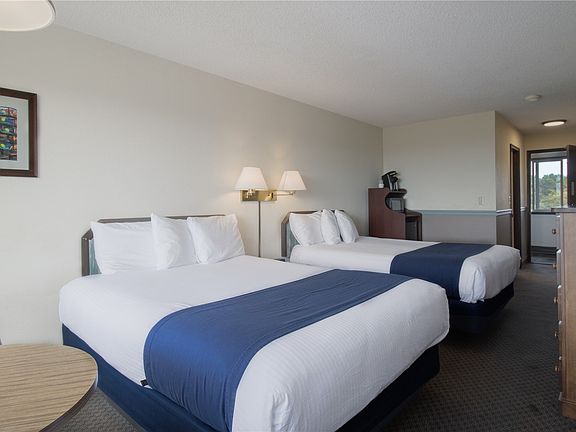 3rd image of 710 S Hancock Ave #321