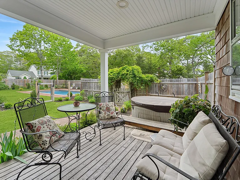 21 Summit Blvd — Photo 20