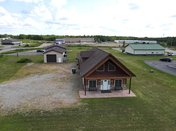 402 E Pearson Ave, Nashwauk, MN 55769