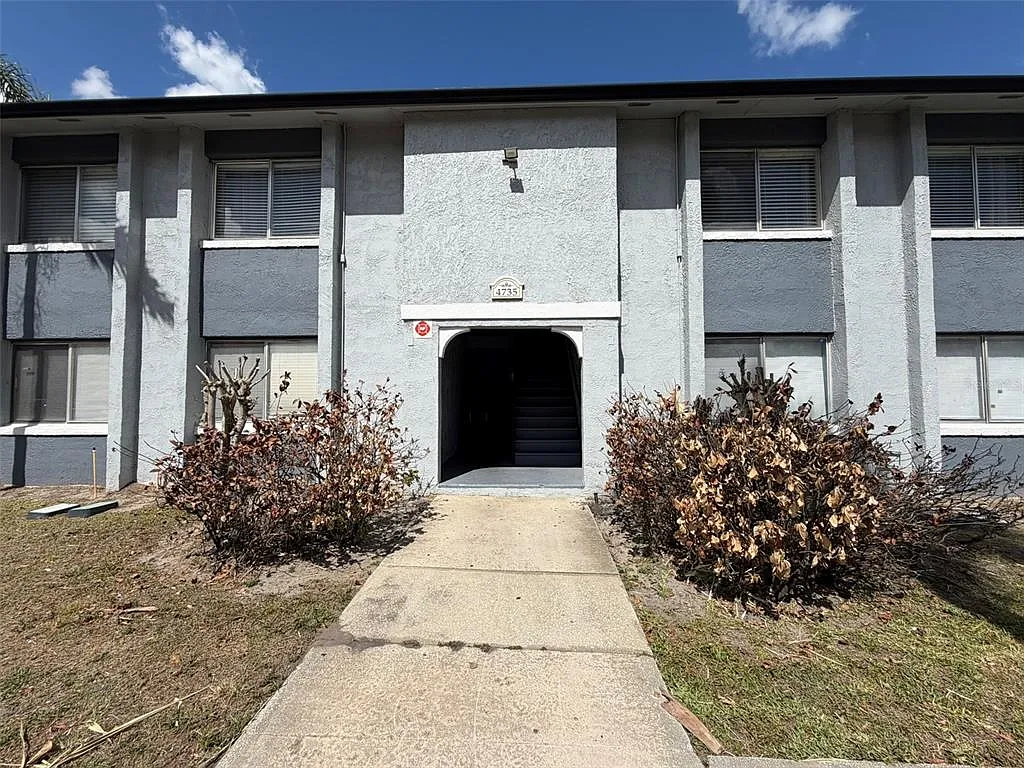 2 bed, 2.0 bath, 976 sqft, $1,550 — Photo 1