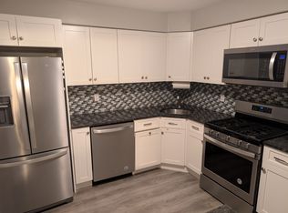 106 Falls Bridge Dr, Totowa, NJ 07512