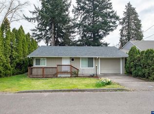 1447 Filbert St, Lebanon, OR 97355