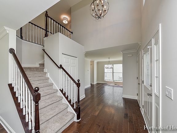 2nd image of 500 Larkspur Dr