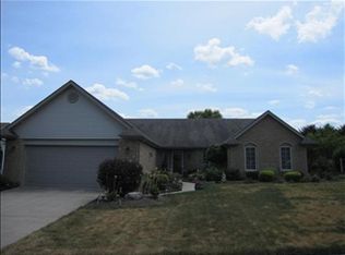 135 Union Ridge Dr, Englewood, OH 45322