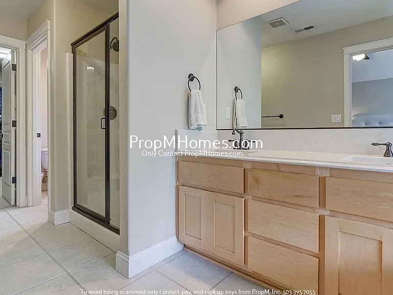 16711 SW 134th Ter — Photo 13