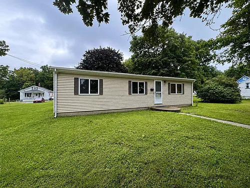 41 Hopkins St Photo 1