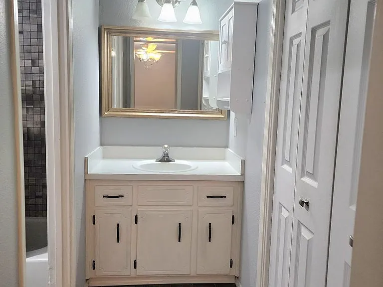 7895 Bay Meadows Dr — Photo 15
