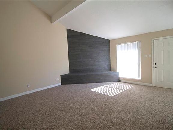 2nd image of 10223 Appleridge Dr