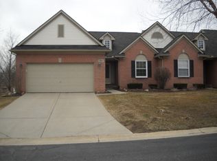 504 Snowfall Ct, Howell, MI 48843