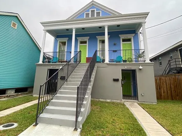 2714 Dryades St #A, New Orleans, LA 70113