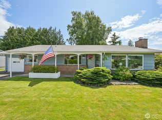 910 Crestline Dr, Longview, WA 98632