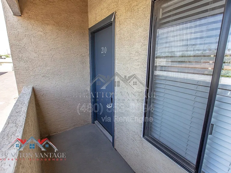 1241 N 48th St #210 — Photo 2