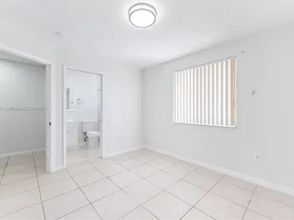 8087 NW 8th St APT 1, Miami, FL 33126