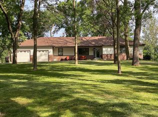 114 7th St, Somers, IA 50586