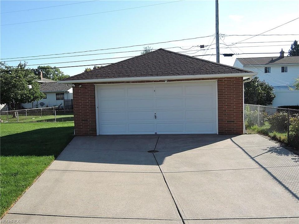2nd image of 6425 Alexandria Dr